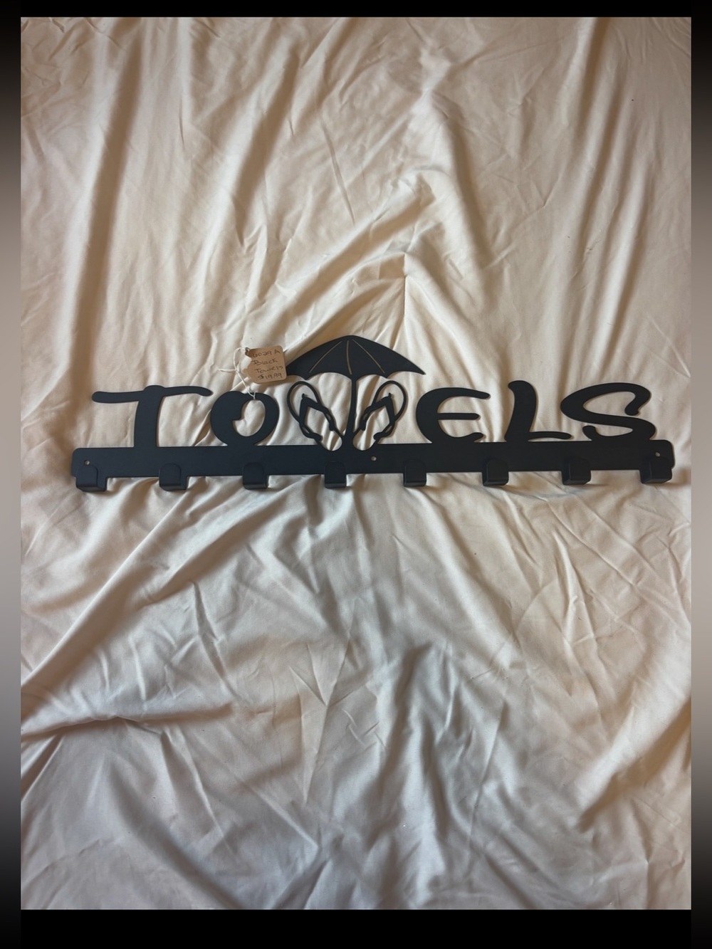 Brand New! Towels Wall Rack - Black Metal Towel Holder